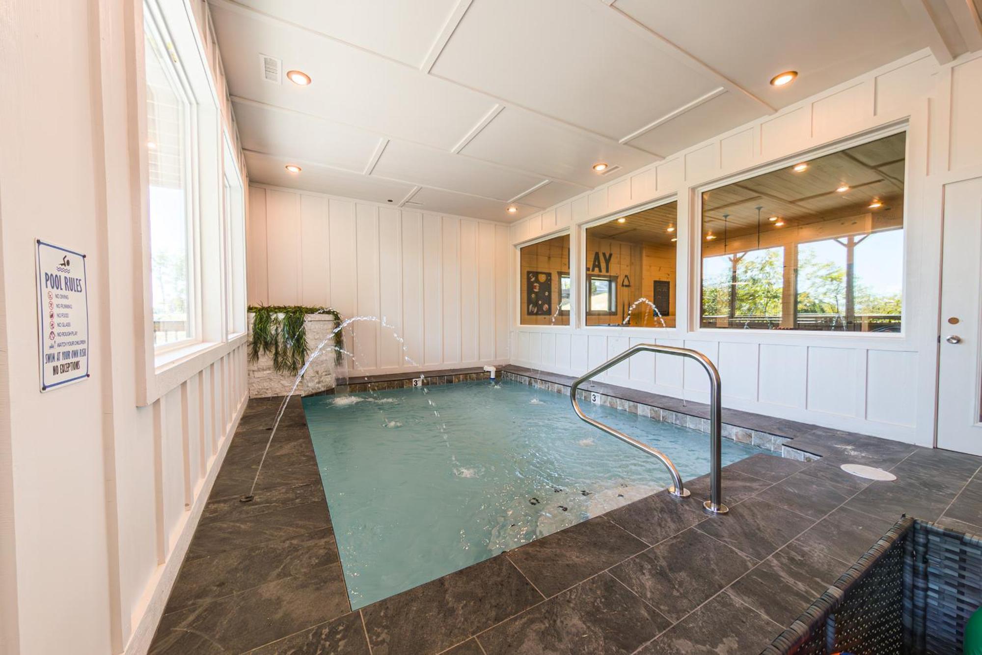 Luxury 12-Bedroom Cabin With Indoor Pool, Hot Tub & Movie Theater, Sleeps 36 Sevierville Dış mekan fotoğraf